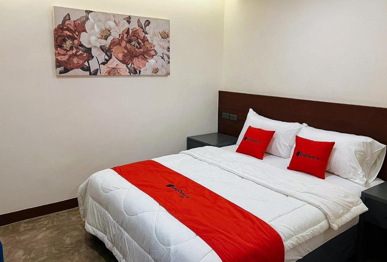 Reddoorz Plus @ Toshiko Boutique Hotel Koronadal City Dış mekan fotoğraf