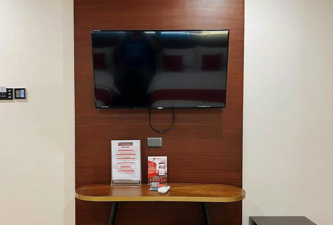 Reddoorz Plus @ Toshiko Boutique Hotel Koronadal City Dış mekan fotoğraf