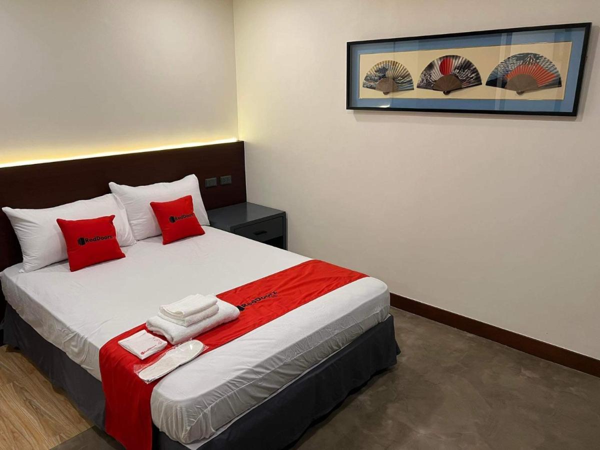 Reddoorz Plus @ Toshiko Boutique Hotel Koronadal City Dış mekan fotoğraf
